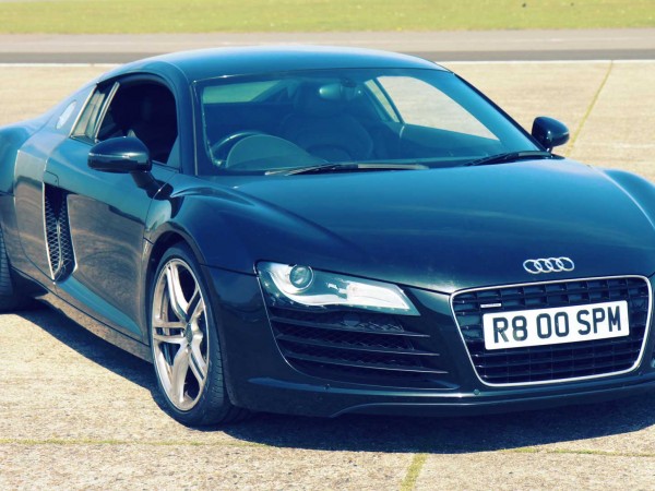 Luxury car rental