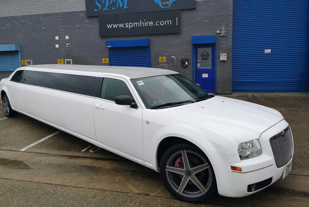 Chrysler Limo | SPM Hire