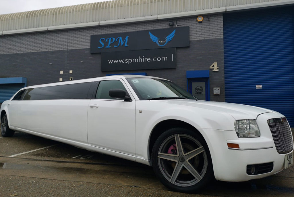 Chrysler Limo | SPM Hire